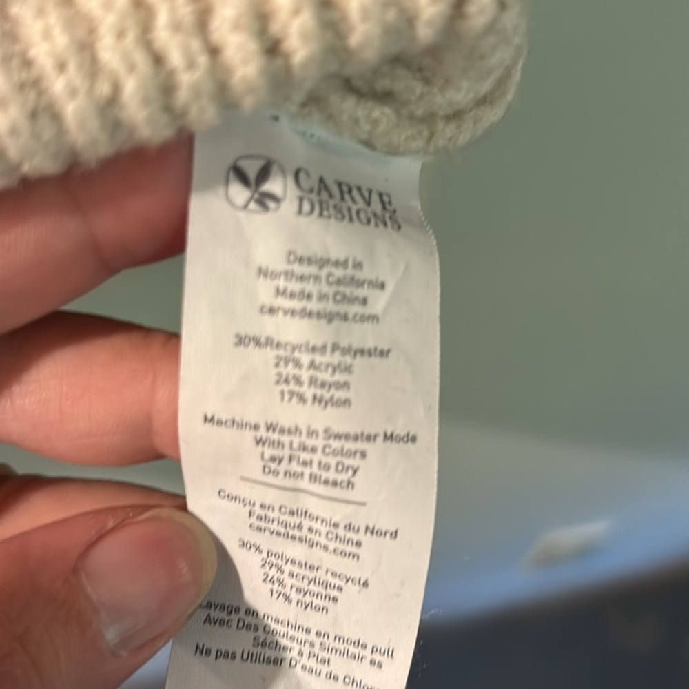EUC Carve designs Rockvale allover stitch sweater. - Picture 6 of 7